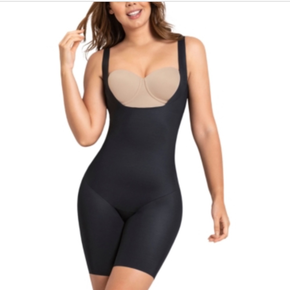 Leonisa Undetectable Edge Mid-Thigh Bodysuit Shaper, Black X-Large NWT